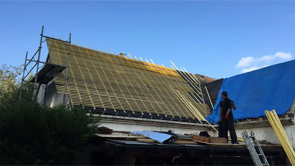 rénovation d’une toiture inclinéeLes Ulis